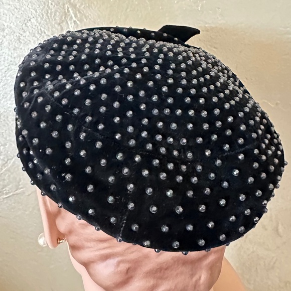 TIMELESS VINTAGE BLACK VELVET BERET STUDDED WITH BLACK BEADS & FRONTB BOW main image 9